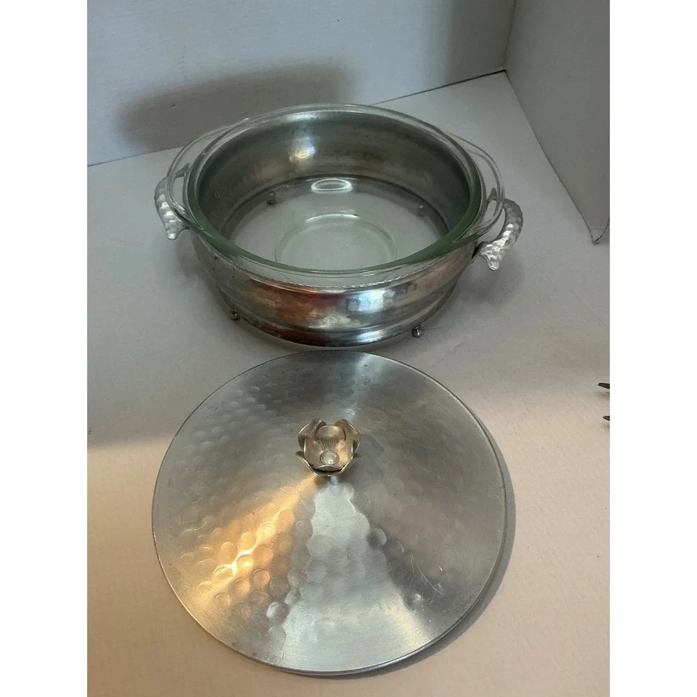 Vintage Hammered Aluminum Casserole Dish with Glass Insert Silver 9in